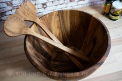 Schüssel-und-Salatbesteck-aus-Akazien-Holz