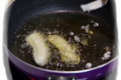 Gebackene-Bananen-frittieren
