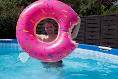 donut-rosa-wasser-spaß-pool