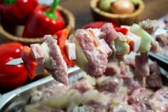 Russisches-Schaschlik-Spieße-mit-Zwiebeln
