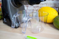 Slow-Juicer-Nutrilovers-Behälter