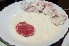 Fleisch-bemehlen
